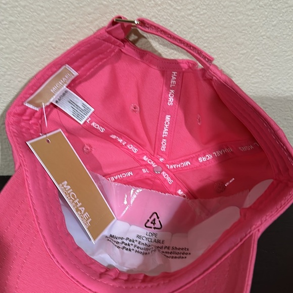 New Michael Kors Signature MK Canvas Baseball Cap - Picture 5 of 5